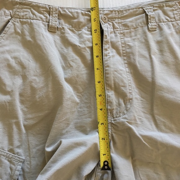 Vintage DKNY Jeans Men’s Tan Cargo Shorts Size 34 - Picture 7 of 8